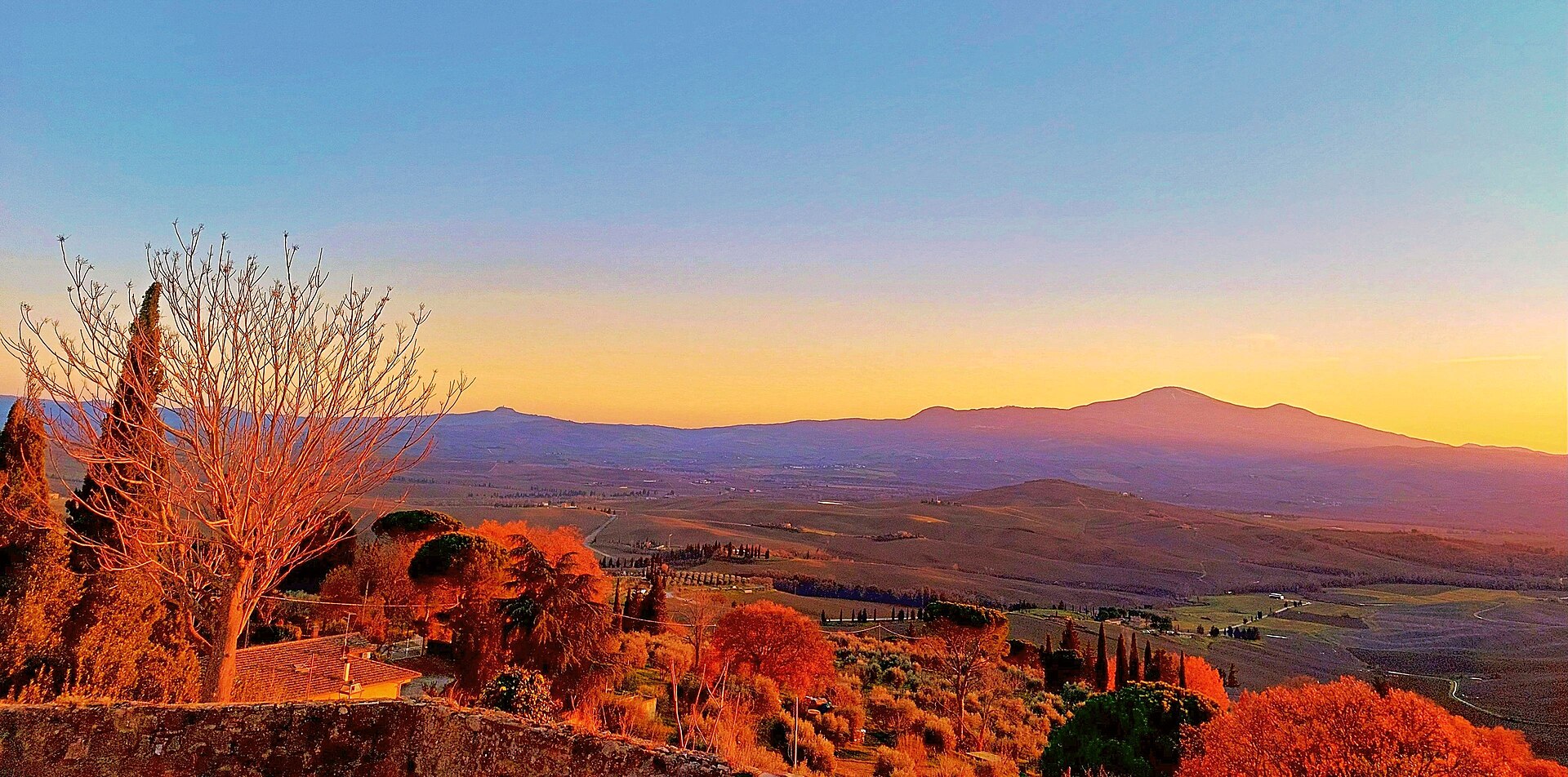 Pienza — Tuscan hill town in Val d'Orcia